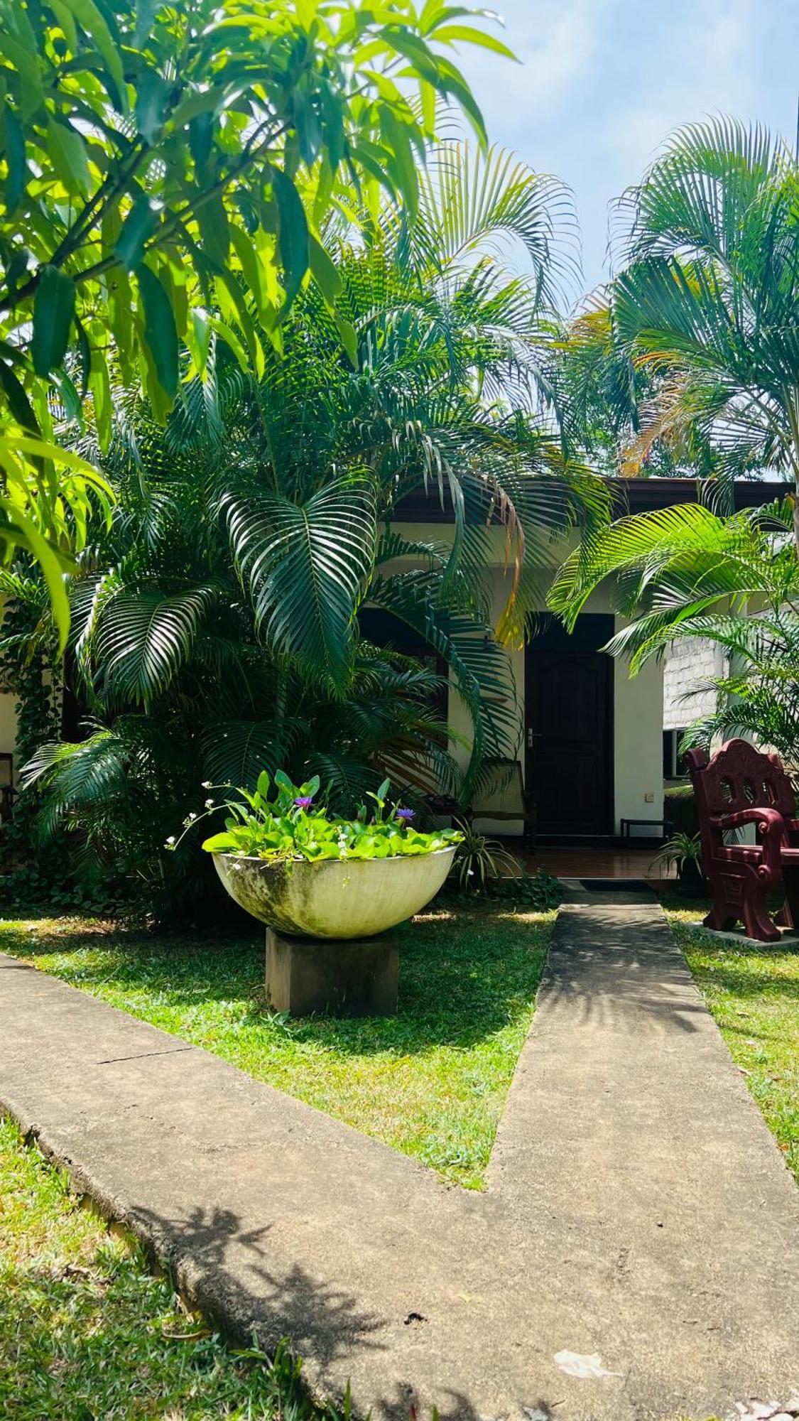 Lal Home Stay Sigiriya Exteriör bild