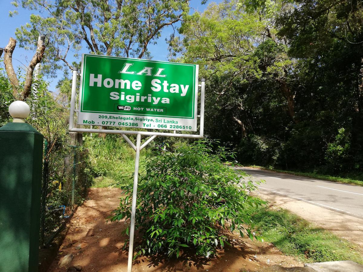 Lal Home Stay Sigiriya Exteriör bild