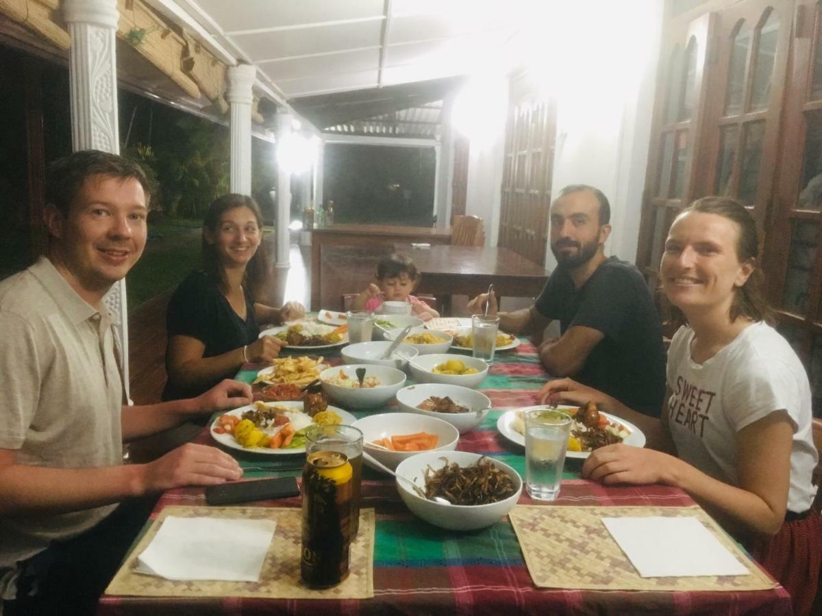 Lal Home Stay Sigiriya Exteriör bild